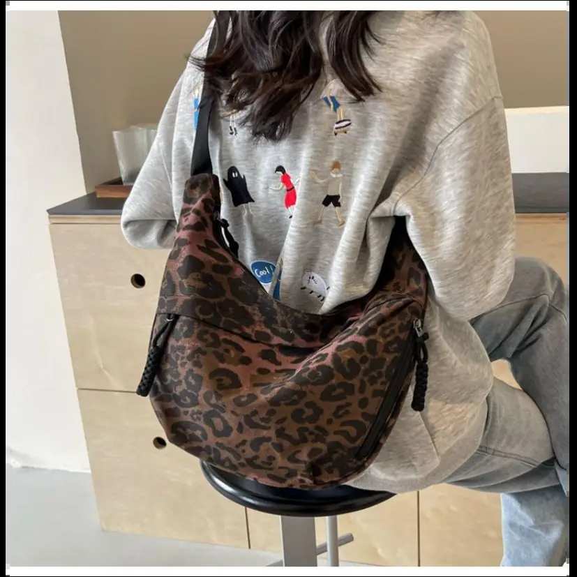 Printed Leopard Kanvas Crossbody Damväska - mutual