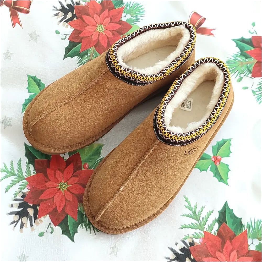 UGG Tasman Chestnut – Dam och Herr storlekar - Fodrade tofflor