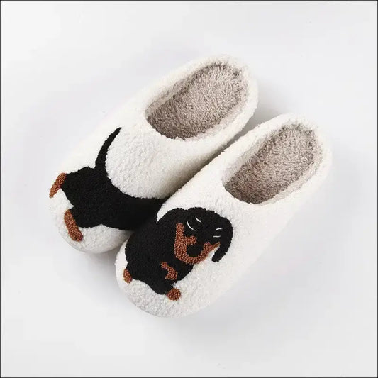 Vita tofflor med svarta hund tax mönster for en mysig look - Vit / 39-40 - Slip-on
