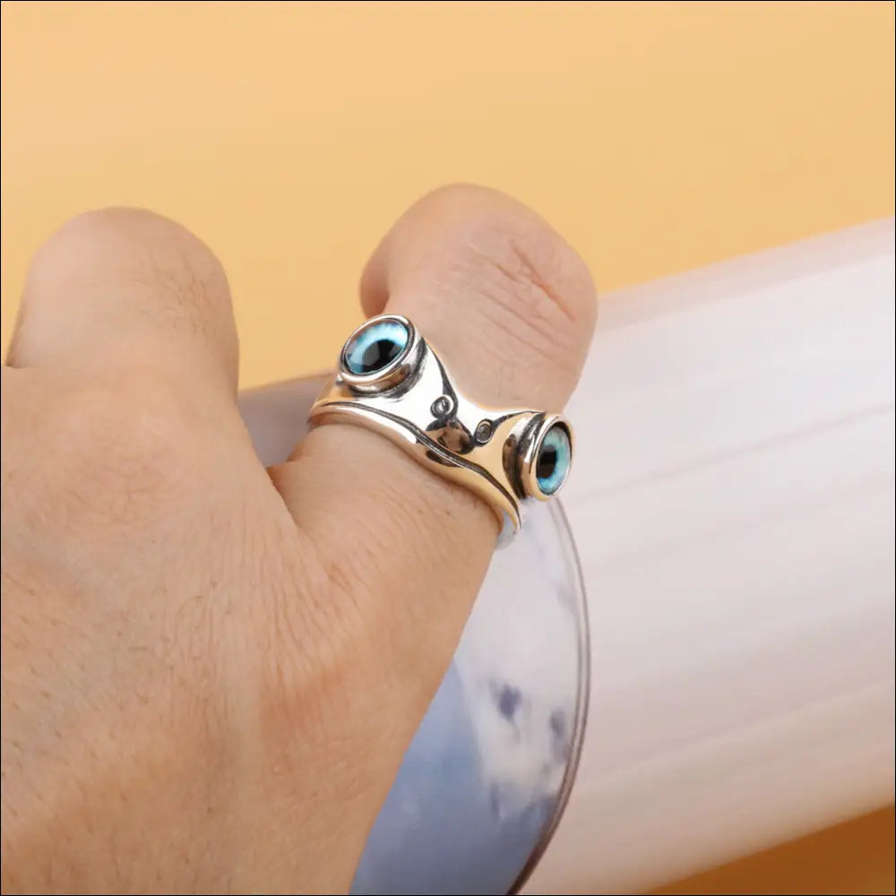 Blue Eyed Frog Ring Unisex i Äkta Silver Fantasy - Justerbar - Silverringar
