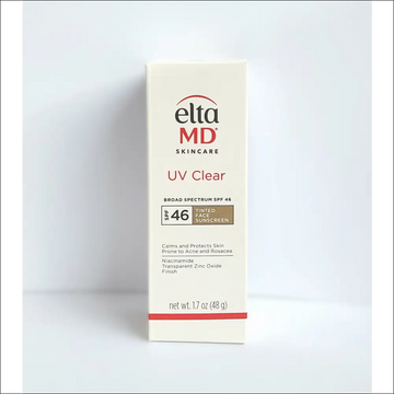 Foundation med EltaMD återfuktande solkräm i förpackning, SPF 46, skyddar och återfuktar känslig hud.