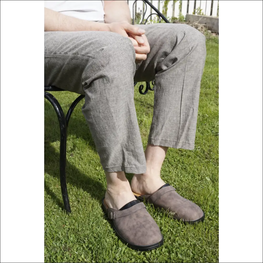 Klassisk stil Clogs med bred sula för herrar och damer - mutual