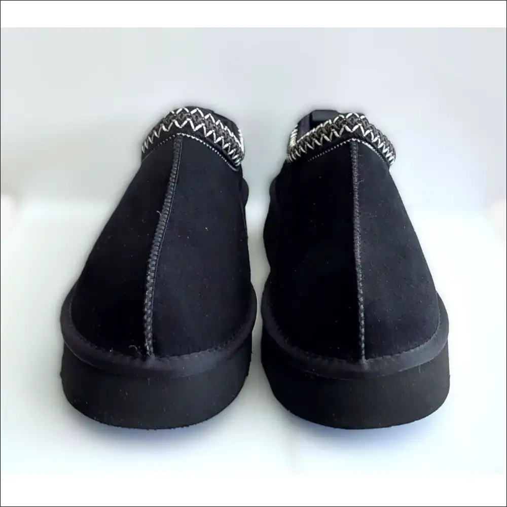 UGG Tazz Svart – 4 cm plattformsula och fårskinnsfoder - Tofflor