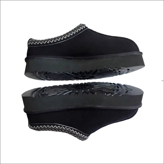 UGG Tazz Svart – 4 cm plattformsula och fårskinnsfoder - Tofflor