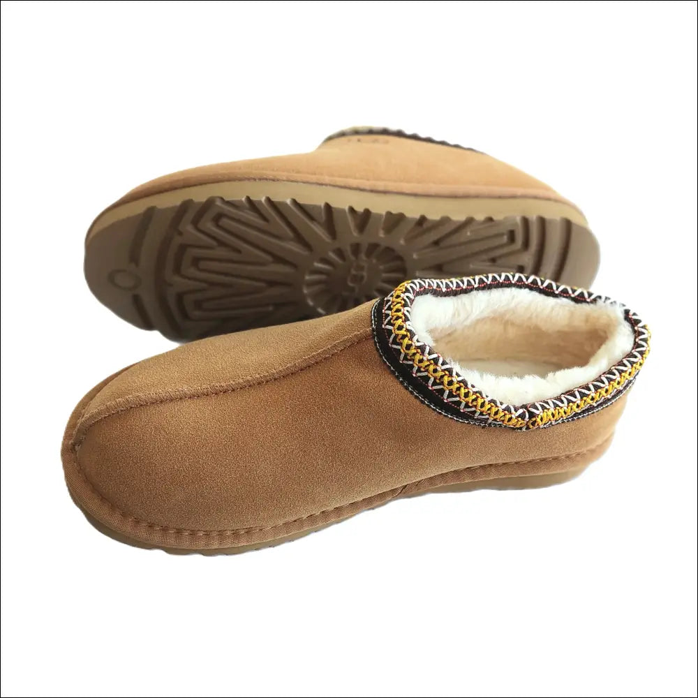 UGG Tasman Chestnut – Dam och Herr storlekar - Fodrade tofflor