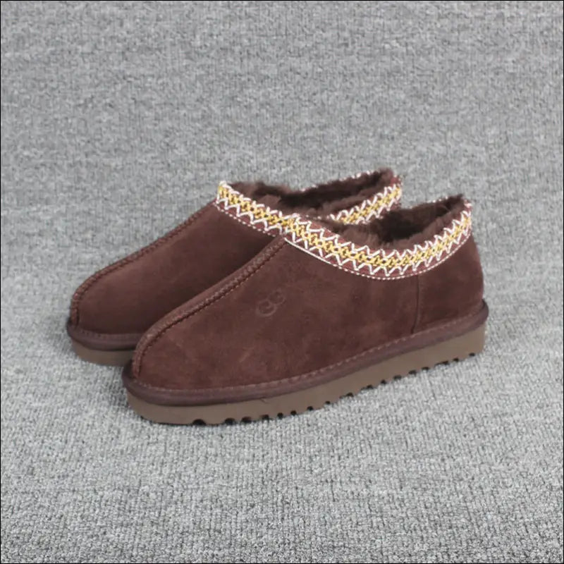 UGG Tasman Bruna Slippers – Dusted Cocoa in stylish brown suede with warm shearling lining.